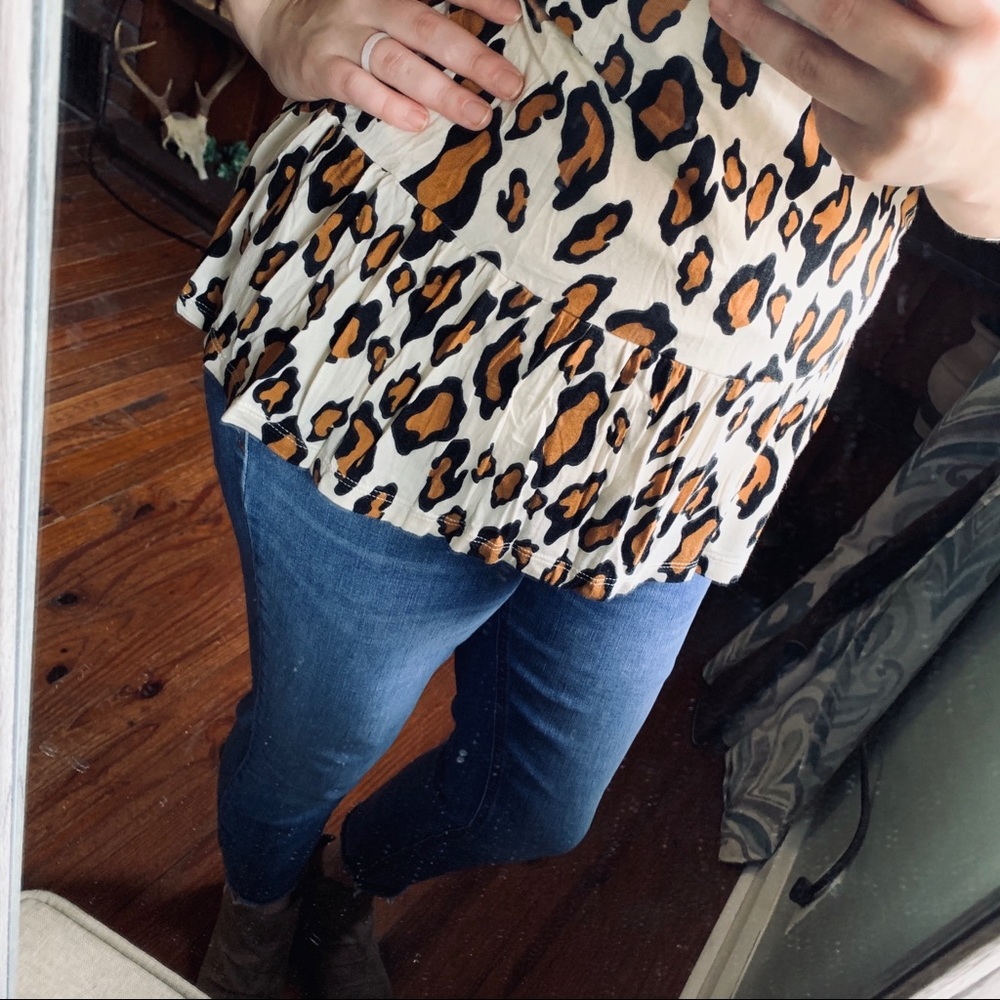 Leopard Top - Picture 2 of 3